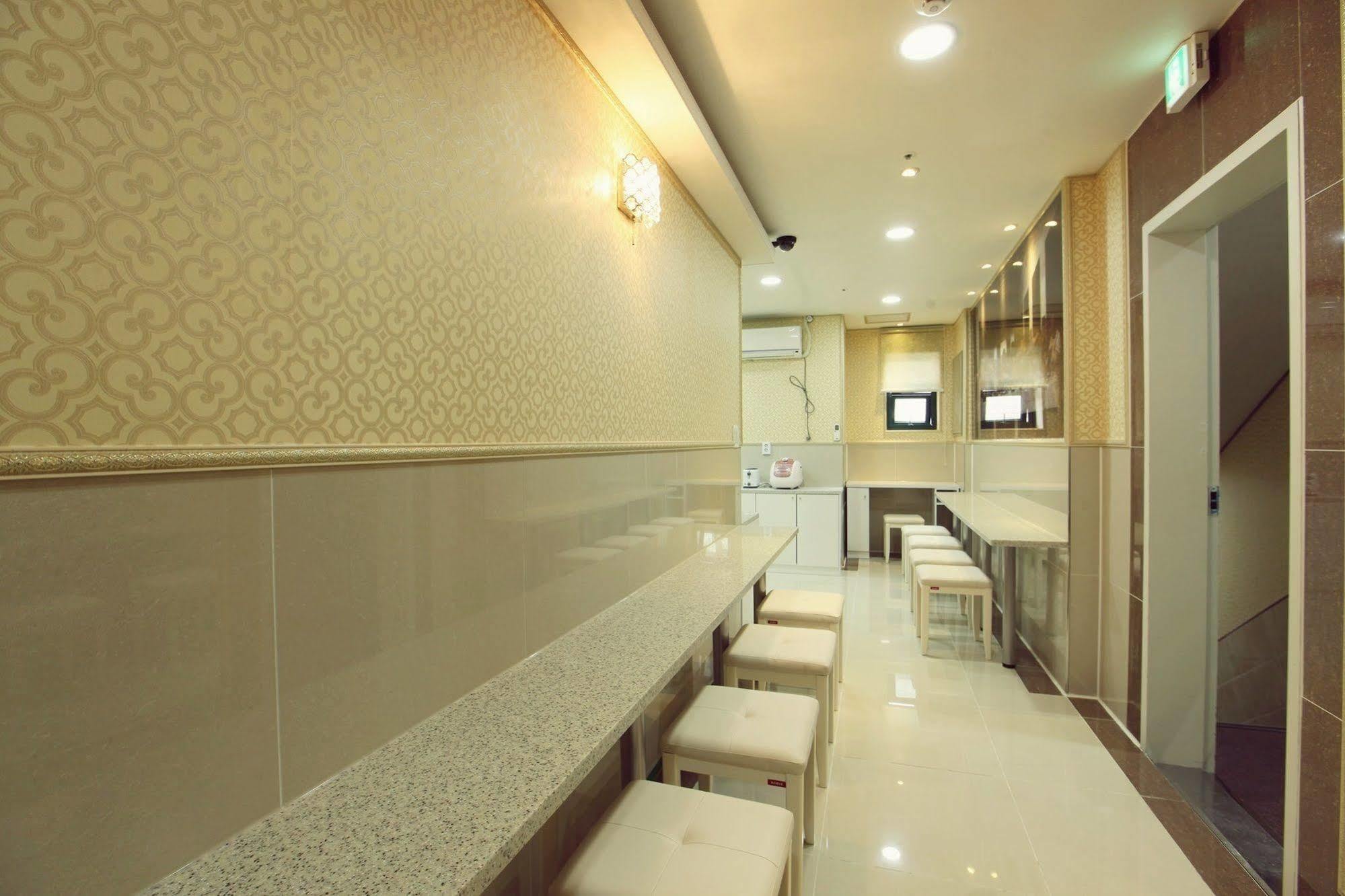 Chloe Guesthouse Gangnam Séoul Extérieur photo