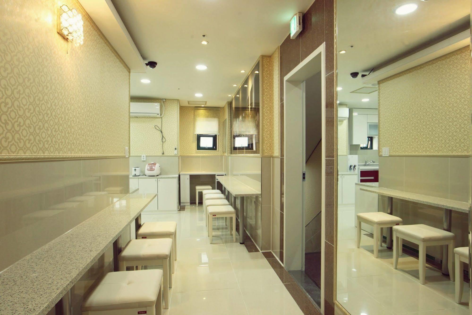 Chloe Guesthouse Gangnam Séoul Extérieur photo